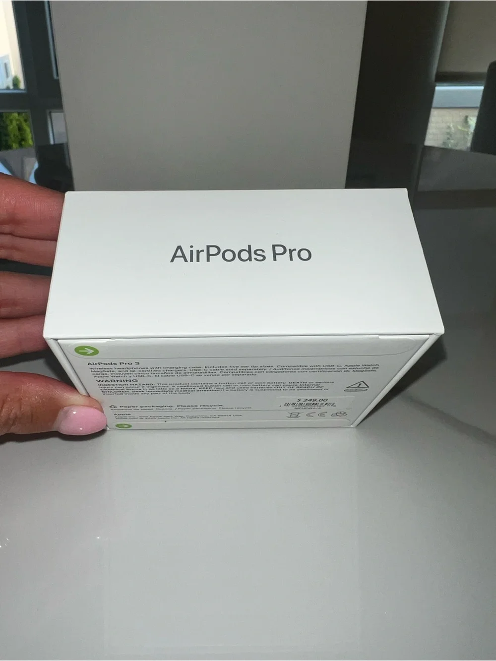 Apple AirPods Pro Wireless Earbuds in White